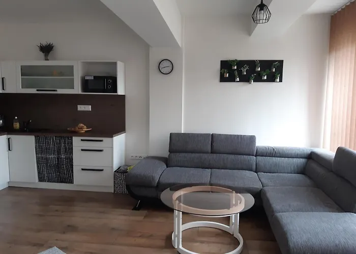 Slnečný Pri Stanici * Liptovský Mikuláš