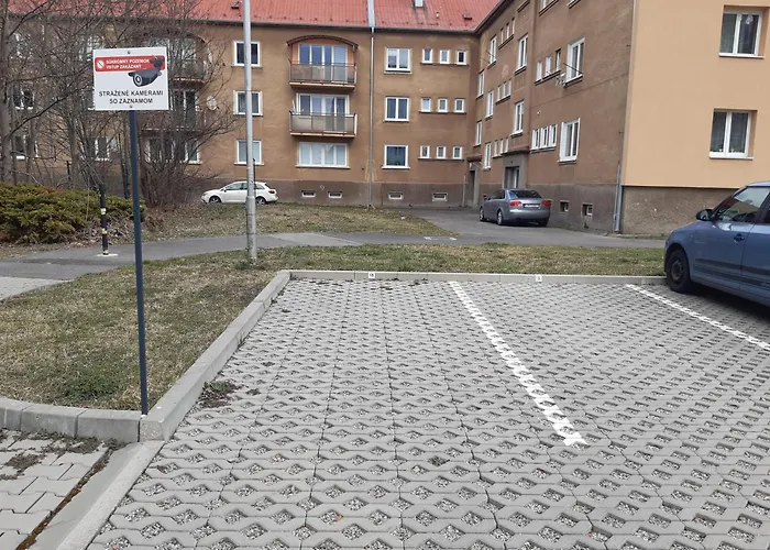 Slnečný Pri Stanici